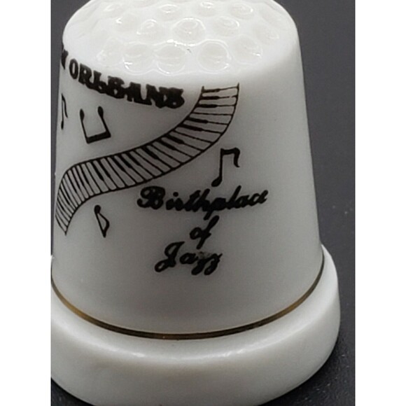 Vintage New Orleans Birthplace of Jazz Thimble Souvenir White Porcelain Music - Picture 6 of 12